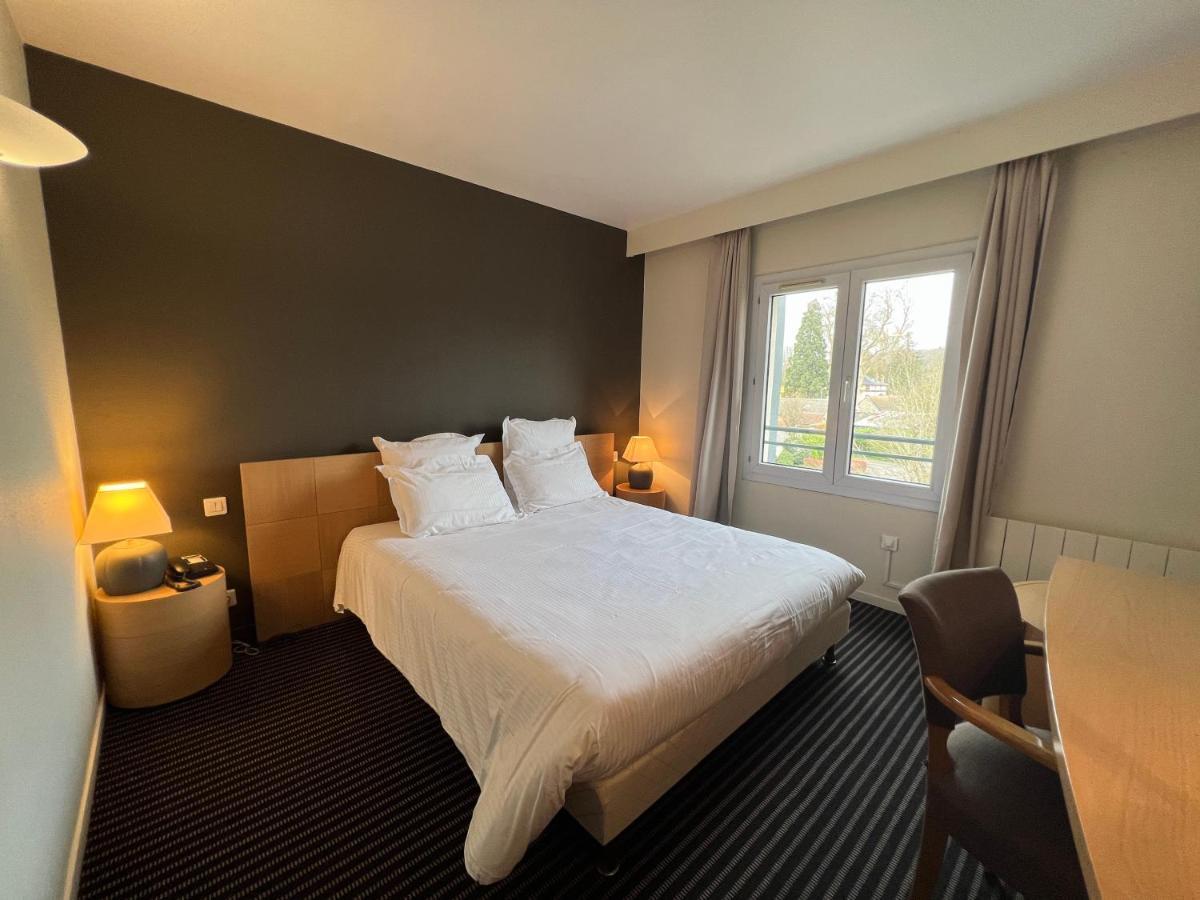 Le Pre Saint Germain Hotel Louviers Exterior photo